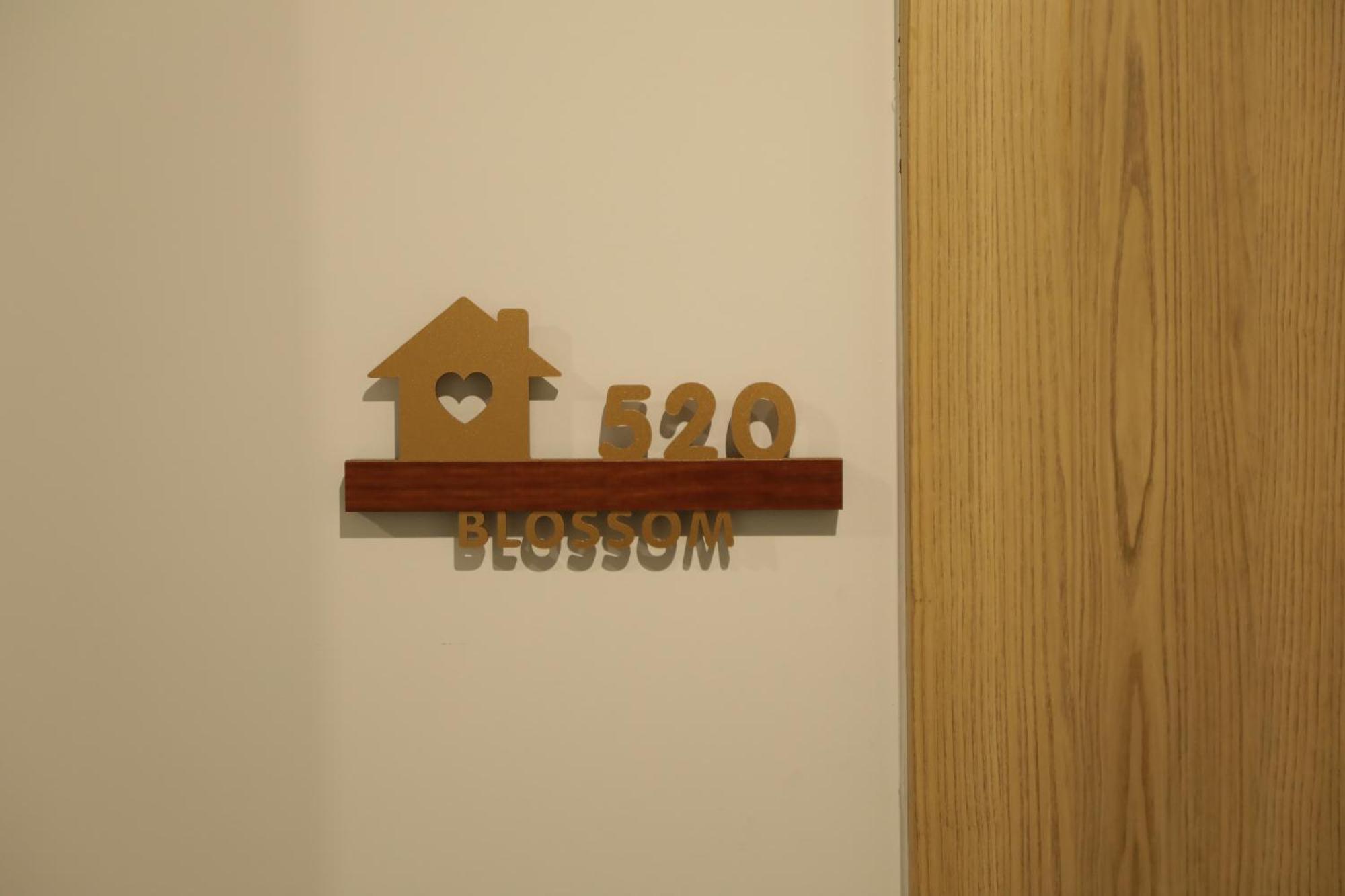 Blossom House-at The Foot Of The Acroplis And Parking Available * Atény